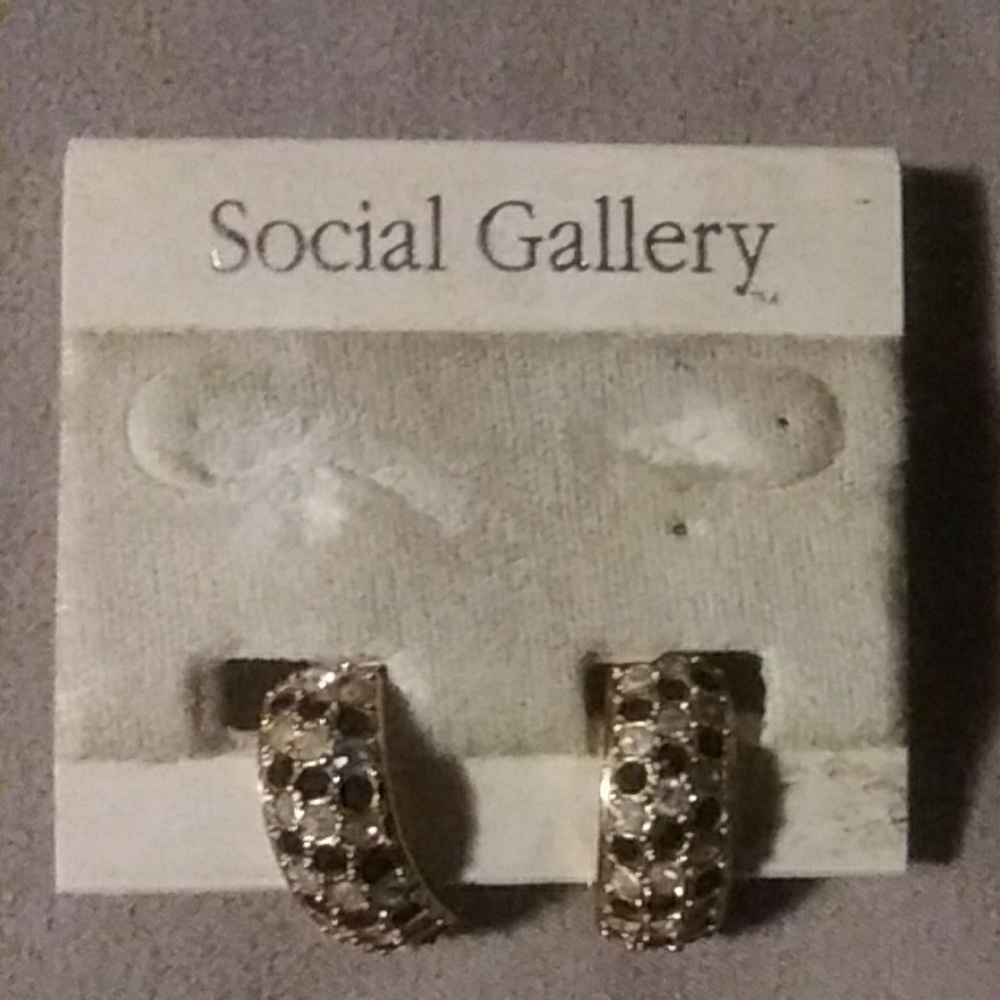 Woman's earings